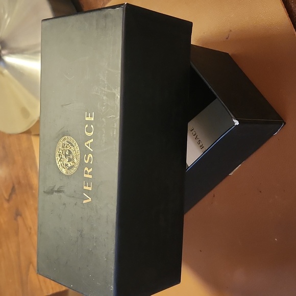 Versace sunglasses NWT - Picture 4 of 7
